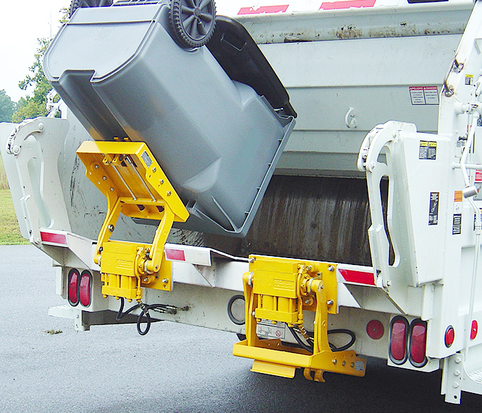 BTL208 Garbage Truck Cart Lifter - Tipper